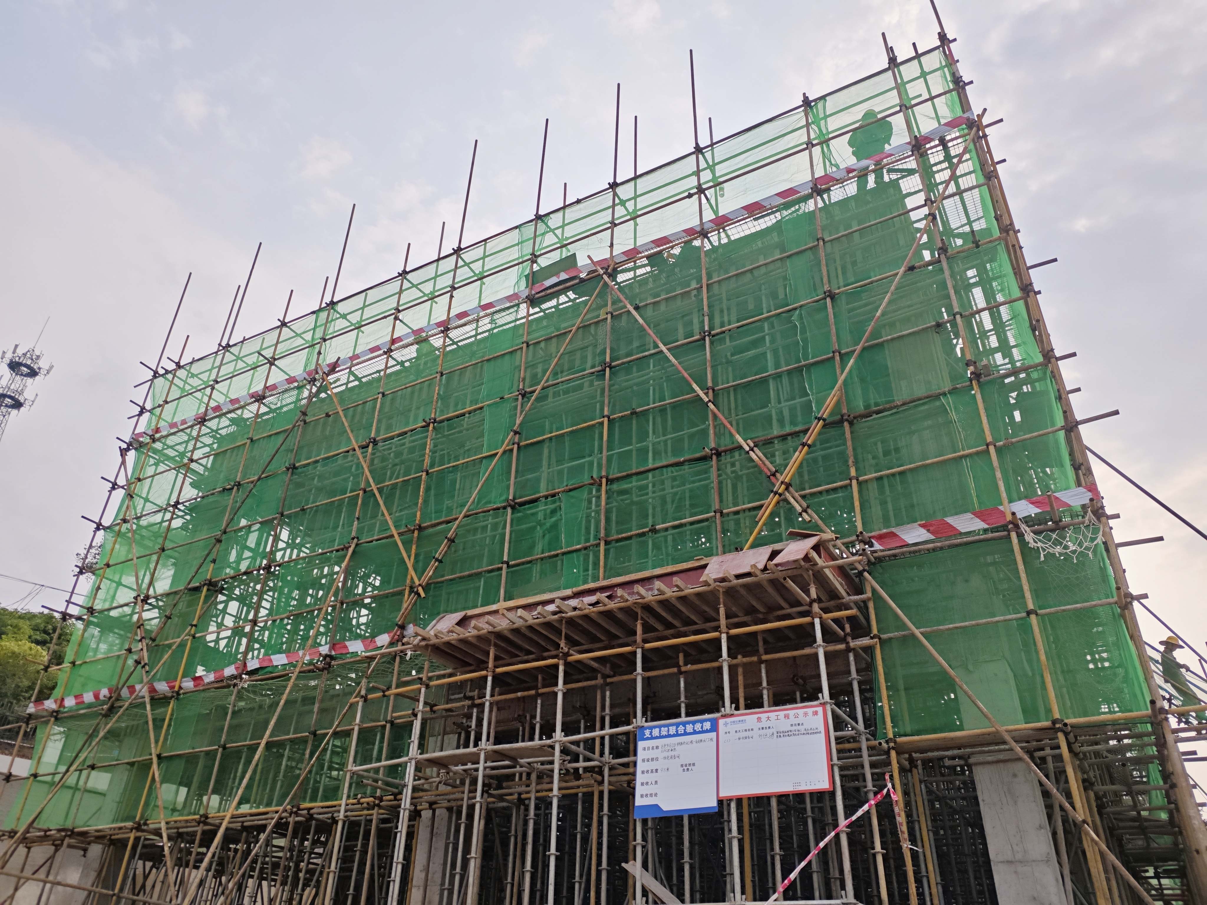 一體化設備間_副本